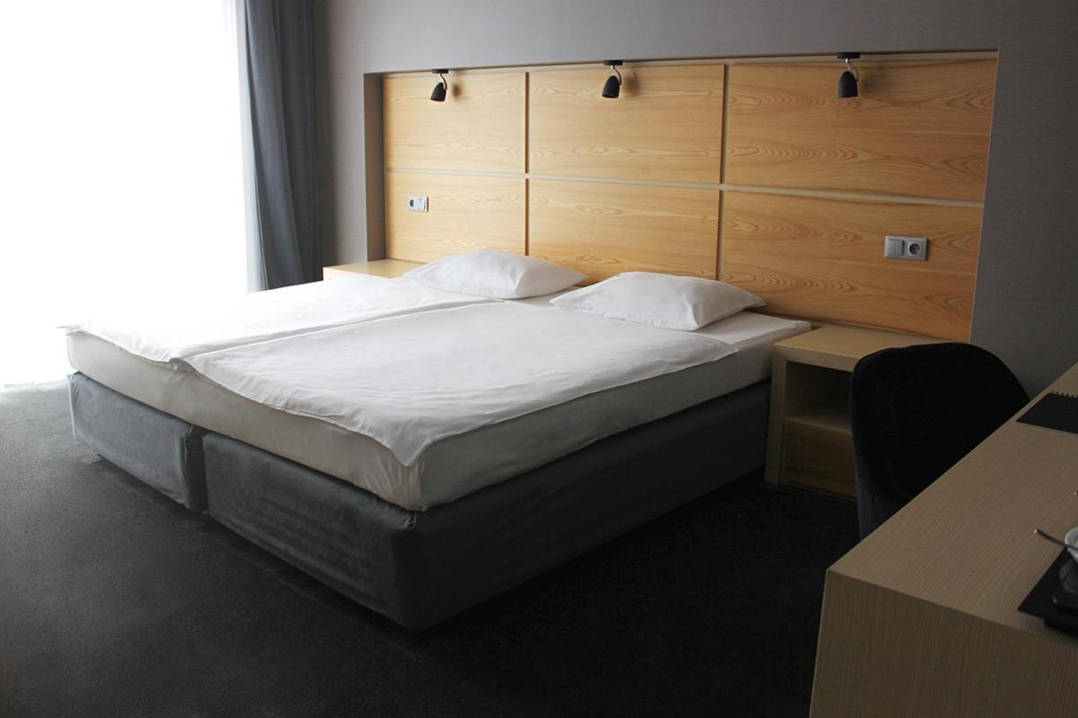Willa Port โอสโตรดา ภายนอก รูปภาพ A room at the hotel