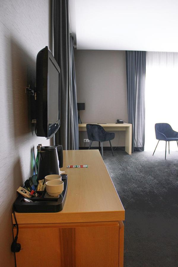 Willa Port โอสโตรดา ภายนอก รูปภาพ A room at the hotel