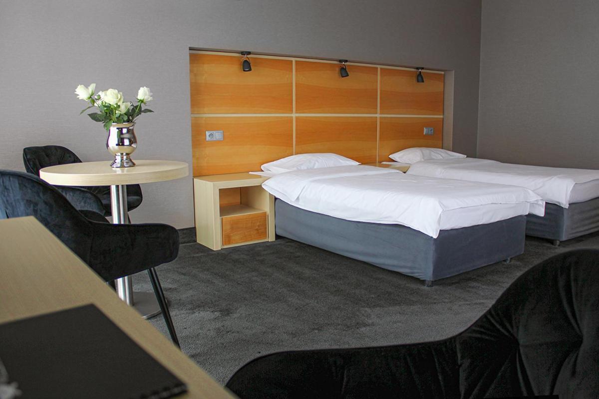 Willa Port โอสโตรดา ภายนอก รูปภาพ A room at the hotel