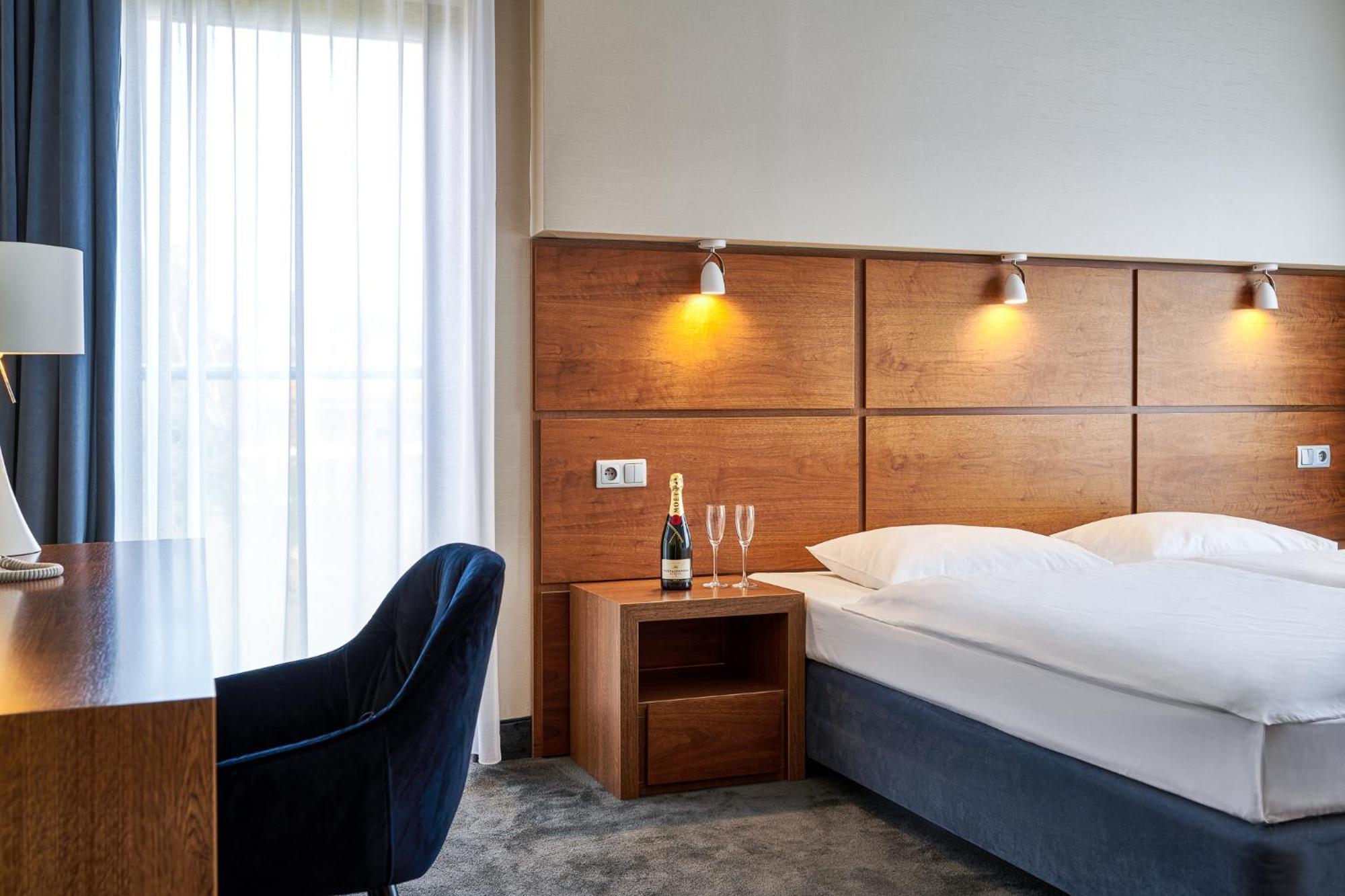 Willa Port โอสโตรดา ภายนอก รูปภาพ A room at the hotel