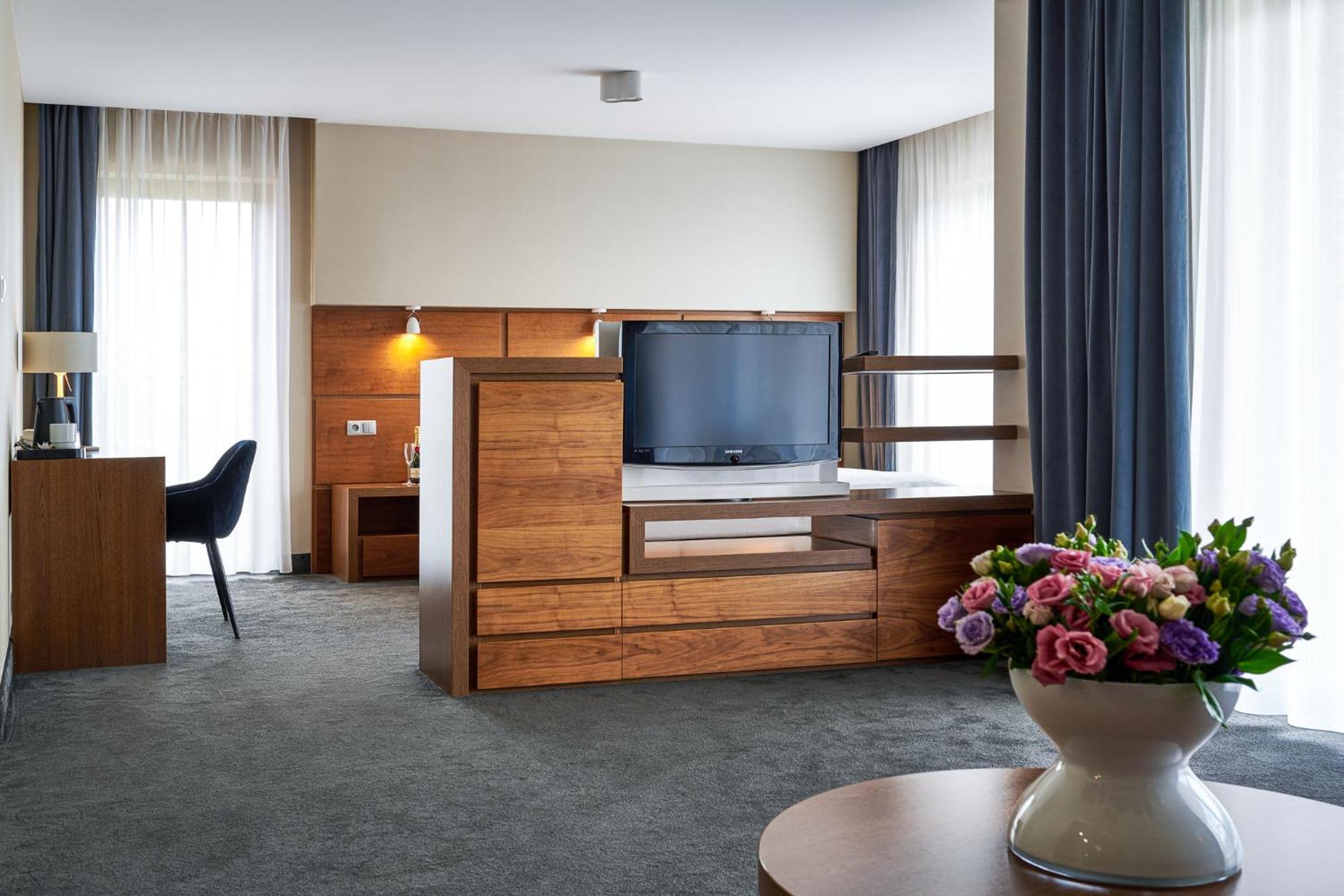 Willa Port โอสโตรดา ภายนอก รูปภาพ A room at the hotel