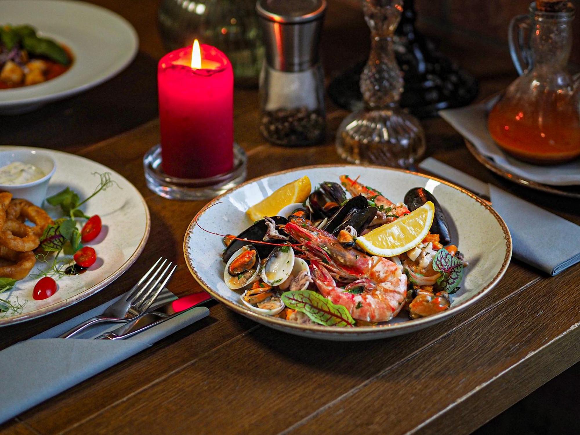 Willa Port โอสโตรดา ภายนอก รูปภาพ Seafood salad