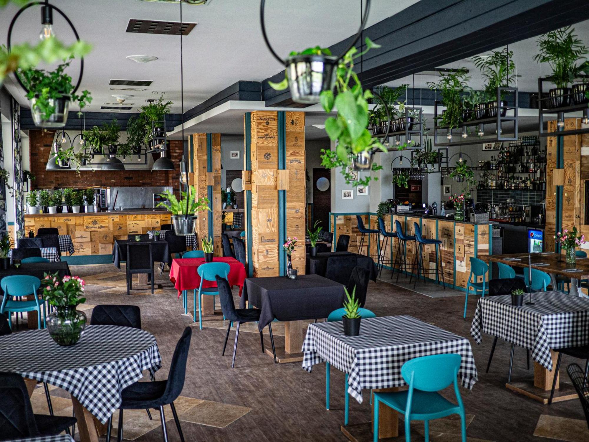Willa Port โอสโตรดา ภายนอก รูปภาพ Restaurant in Belgrade